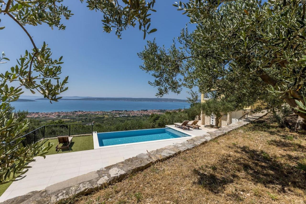 Dream Hill Villa Kaštel Kambelovac Eksteriør billede